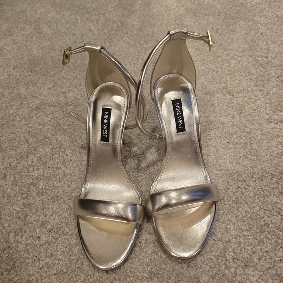 Nine west heels - Picture 2 of 3